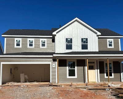 4 Bedroom 4BA 3000 ft Single Family House For Sale in Seneca, SC