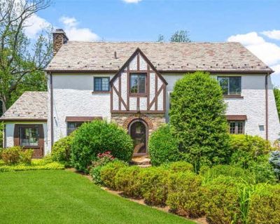 4 Bedroom 3BA 2949 ft Single Family Home For Sale in SCARSDALE, NY