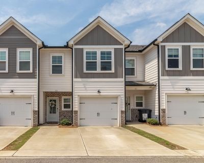 3 Bedroom 2BA 1574 ft Townhouse For Sale in Evans, GA
