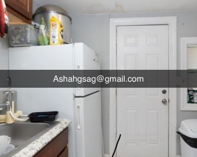 Minimum stay: 1 month. Deposit: 700. Bills included. Age preference: 18 - 70. Available for students. I'm offering a charming one-bedroom apartment, fully equipped with everything you need. If you'd like to learn more or arrange a viewing, please email me at Ashahgsag@gmail.com. I'll get back to you quickly to answer any questions you may have.