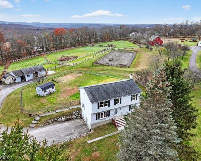 4 Bedroom 2BA 2480 ft Single Family House For Sale in Wantage Twp, NJ