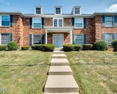 2 Bedroom 1BA 921 ft Condo For Sale in Louisville, KY