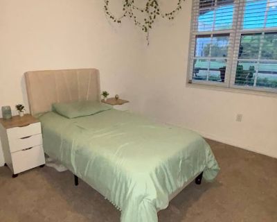 Private room with own bathroom in a Condo, Naples, FL 34104