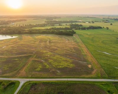 Lots and Land For Sale in Windsor, MO