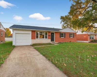 3 Bedroom 1.5BA 1472 ft Pet-Friendly Apartment For Rent in Lemay, MO