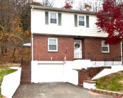 3 Bedroom 2BA 1792 ft Single Family Home For Sale in WALLINGFORD, CT