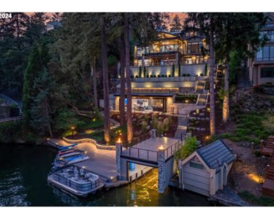 5 Bedroom 8BA 9273 ft Single Family Home For Sale in LAKE OSWEGO, OR