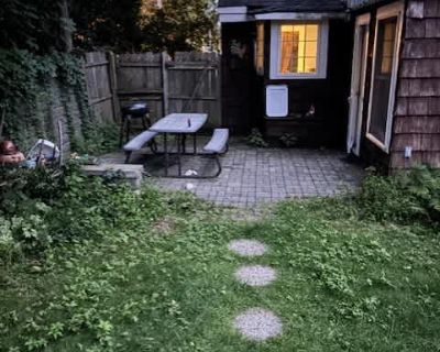 1117 Saint Clair Avenue. The smaller of the twin cities, St Paul offers a mix of old world charm and new energy. In unit laundry Patio / balcony Hardwood floors Dishwasher Garage Fireplace Unit Amenities dishwasher fireplace hardwood floors in unit laundry patio / balcony Property Amenities parking garage. 4 Bedroom. 2 Bathroom. 1400 ft