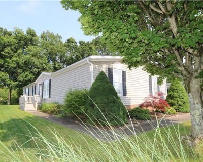 3 Bedroom 2BA Mobile Home For Sale in ZELIENOPLE, PA