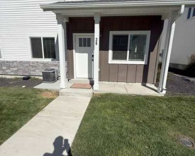 3 Bedroom 2.5BA 1625 ft Pet-Friendly Apartment For Rent in Smithfield, UT