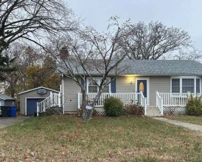 3 Bedroom 1BA 1200 ft Single Family Home For Sale in TOMS RIVER, NJ