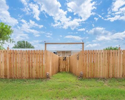 3 Bedroom 2BA 1216 ft Furnished Manufactured Home For Sale in RICHLAND SPRINGS, TX