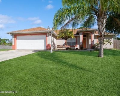 3 Bedroom 2BA 1380 ft Apartment For Rent in Palm Bay, FL