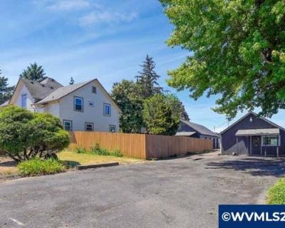 4 Bedroom 2BA 2553 ft Single Family Home For Sale in SUBLIMITY, OR