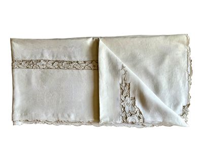 Vintage Italian Linen Hand-Embroidered Banquet Tablecloth-136"