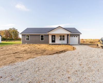 3 Bedroom 2BA 1431 ft Single Family House For Sale in Blanchester, OH