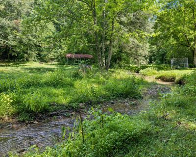 3 Bedroom 2BA 1404 ft Mobile Home For Sale in Centerville, TN