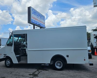 2016 Ford E-350 12 FT. StepVan