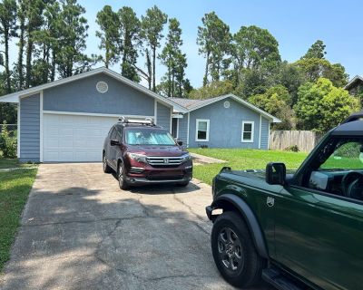 $900 per month room to rent in Lower Grand Lagoon