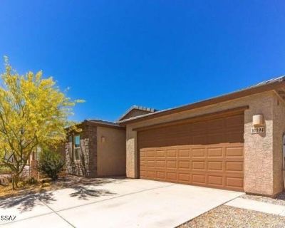 10394 S Cienega Knolls Loop. A mix of culture, arts, and sports, Tucson is home to a variety of people and lifestyles. In unit laundry Patio / balcony Dishwasher Garage Walk in closets Microwave Unit Amenities dishwasher in unit laundry microwave oven patio / balcony range refrigerator walk in closets Property Amenities on-site laundry parking garage. 3 Bedroom. 3 Bathroom. 1939 ft