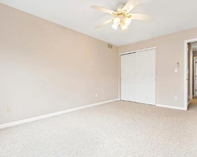 Pet friendly $950 per month room to rent in Flemington