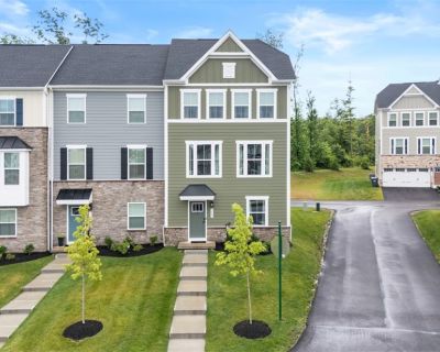 3 Bedroom 2BA 2198 ft Townhouse For Sale in Gibsonia, PA