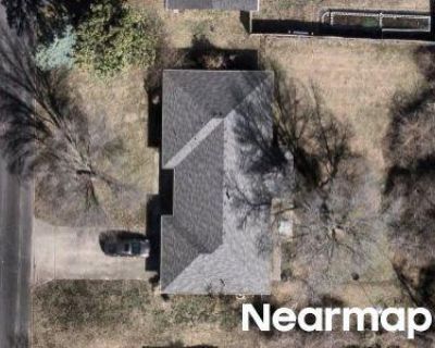 3 Bed 2.0 Bath Foreclosure Property in Springfield, MO 65804 - S Linden Ave