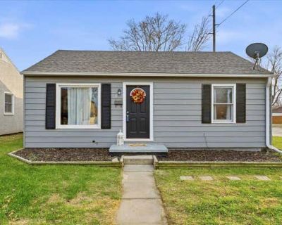 2 Bedroom 1BA 1250 ft Single Family Home For Sale in COUNCIL BLUFFS, IA