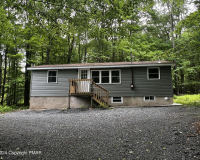 3 Bedroom 1BA 1560 ft Apartment For Rent in Pocono Lake, PA