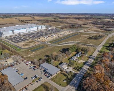 2 Bedroom 630 ft Single Family Home For Sale in SUN PRAIRIE, WI