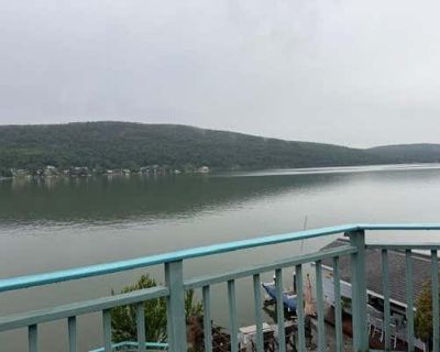 1 Bedroom 1BA 564 ft Single Family Home For Sale in GREENWOOD LAKE, NY