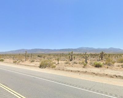 Lots and Land For Sale in Llano, CA
