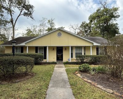 25 Little John Ln. Welcome to 25 Little John Ln in Dayton, TX - a charming lease property offering comfort, space, and country living with modern touches. This home features an open-concept living area with plenty of natural light, perfect for relaxing or entertaining. The kitchen comes equipped with ample cabinetry and counter space, ideal for everyday cooking or hosting guests. Recently renov...