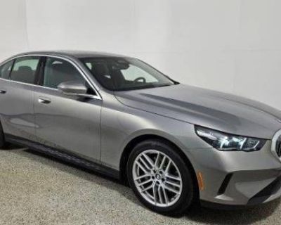 Used 2024 BMW 5 Series 530i