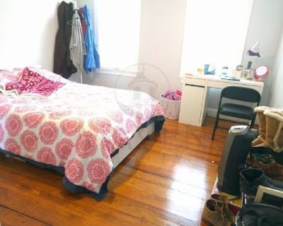 5Bedroom Apt available by Sep 1!!