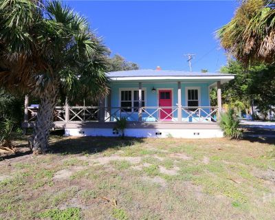 3 Bedroom 2BA 1760 ft Furnished Apartment For Rent in Tybee Island, GA