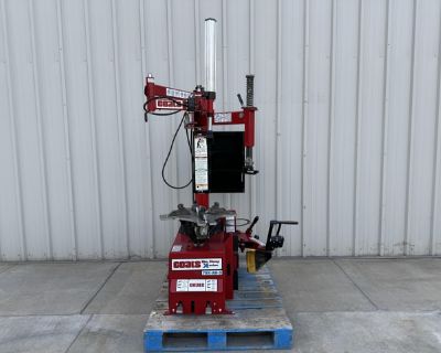 Coats 70X Rim Clamp Tire Machine