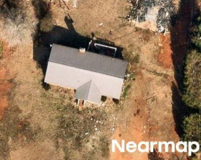 2 Bed 1.0 Bath Preforeclosure Property in Pelzer, SC 29669 - Beech Springs Rd