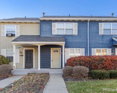 2 Bedroom 2BA 896 ft Condominium For Sale in COMSTOCK PARK, MI