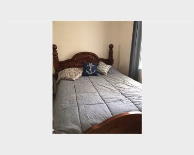 Room for Rent with Private Bathroom in 3 bedrooms Apartment, Glendale, California