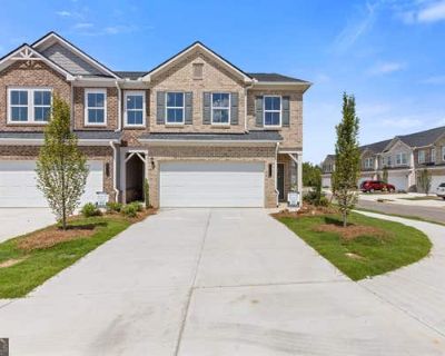 3 Bedroom 3BA 1836 ft Townhouse For Sale in DACULA, GA