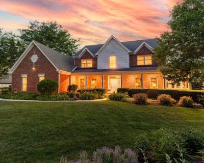 6 Bedroom 4BA 4843 ft Single Family Home For Sale in WAYNE, IL