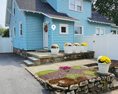 This listing is a mid term rental (30 days or longer) on https://homads.com/. APARTMENT WITH 2 BEDROOMS FULLY FURNISHED IN WORCESTER (ZIP 01603) READY FOR IMMEDIATE MOVE-IN!Your private and secure space in Worcester, all included and move-in ready today. Brand new and fully furnished Utilities included just enjoy your stay *PRICE $1,800* INCLUDES Full / Queen bed Mirror Smart TV Living Room / D...