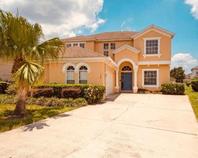 5 Bedroom 4.5BA 2542 ft Furnished Pet-Friendly Apartment For Rent in Haines City, FL