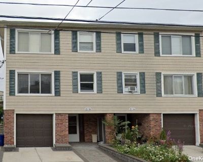 4 Bedroom 2BA Apartment For Rent in Bayside, NY