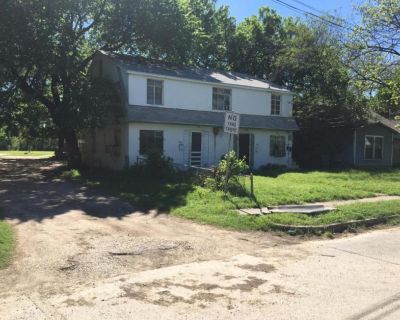 1 Bedroom 1BA Condo For Rent in Waco, TX