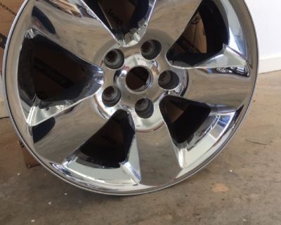 2016 Dodge Ram Bighorn 20” factory oem rim like new