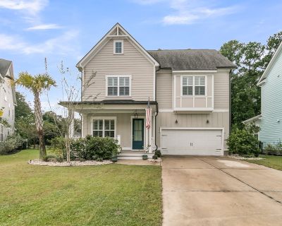 4 Bedroom 3BA 3058 ft Single Family House For Sale in Mount Pleasant, SC