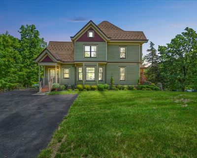 3 Bedroom 2BA 2302 ft Home For Sale in Chester, New York