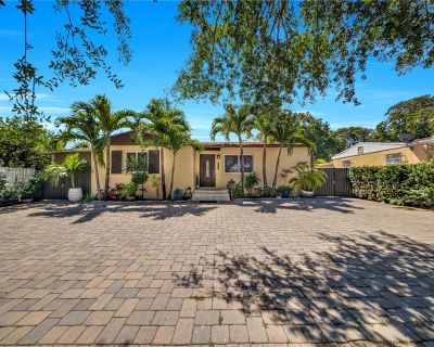 2 Bedroom 1BA 1088 ft House For Rent in Miami, FL